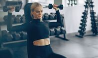 Wachsen Sie nicht? Probieren Sie diesen Ganzkörpertrainingsplan aus und schocken Sie Ihren Körper mit der Myo-reps-Methode!