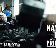 Honza Turek at shoulder and triceps training 16 weeks before Texas Pro 2022