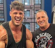 Logan Franklin, nicknamed Texas Oak, crushes his chest under the guidance of Milos Sarchev