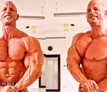 Michal Krizo is in incredible shape! With four weeks to go before Mr. Olympia 2026, he's ripped to the bone