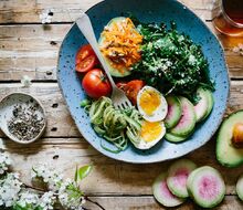 Focus on the glycaemic index. Is it necessary to monitor this number when trying to lose weight, or is it another untelling indicator around which unnecessary "halo" is made?