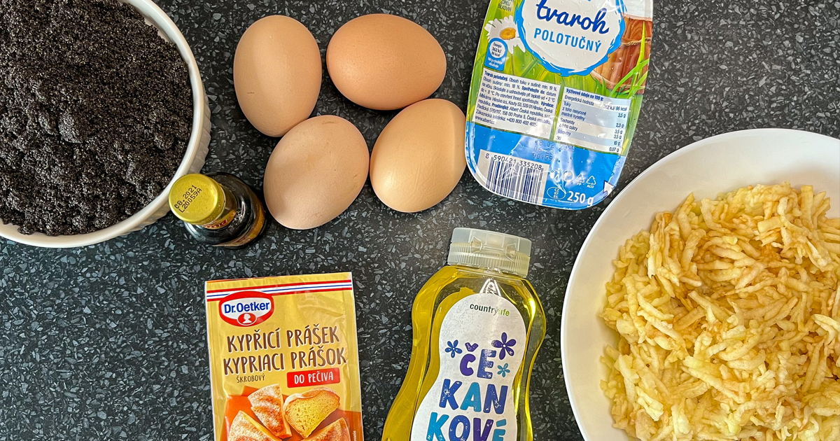 Ingredience na makový koláč