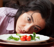 Devět varovných signálů, které hlásí, že tvůj příjem kalorií je příliš nízký!