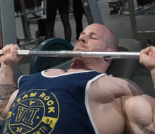 Michal Križánek – trénink hrudníku a ramen 6 týdnů před jeho první letošní soutěží