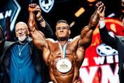 Nick Walker to dokázal a je novým šampiónem! Výsledky Mr. Olympia 2026