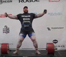Nowy rekord świata Thora Björnssona - martwy ciąg 501 kg