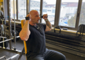 Podciąganie na drążku - triceps (technika)