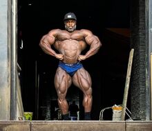 Súčasná forma Brandona Curryho z jeho snahy o získanie titulu Mr. Olympia 2022