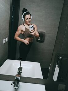 Elizabeth Janoušková