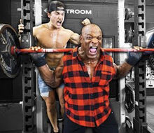 Ronnie Coleman opäť trénuje v posilňovni napriek tomu, že chodí o barlách!