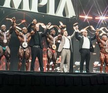 Keone Pearson je kráľom súťaže 212 Olympia 2023 mužov! Kompletné výsledky a správa