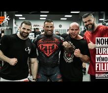 Karlos "Terminátor" Vémola a Honza Turek spolu na tréningu nôh!