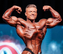 "Mojím cieľom na Arnold Classic 2023 je poraziť Ramona Queiroza," hovorí Urs Kalecinski