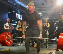 John Haack vytiahol ľahkých 410 kg!