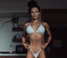 Jennifer Dorie 23 týždňov pred Bikini Olympia 2023