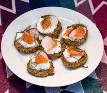 Cuketové palacinky s lososom - #varimefit