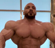 Používa Big Ramy Synthol na vylepšenie postavy? Mnohí fanúšikovia veria, že áno...