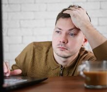 Nie si unavený, tvoj mozog len stárne – Ako si po tridsiatke vyčistiť hlavu a získať späť stratenú rýchlosť?