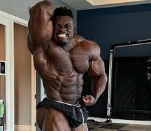 Blessing Awodibu je pripravený na Indy Pro 2022 a váži o celých 9 kg viac ako vlani!