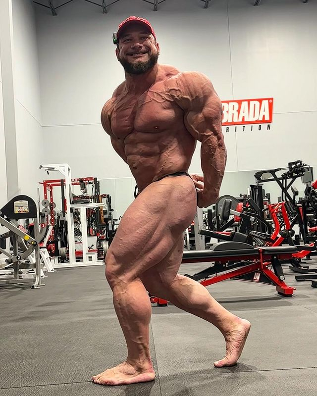 Hunter Labrada